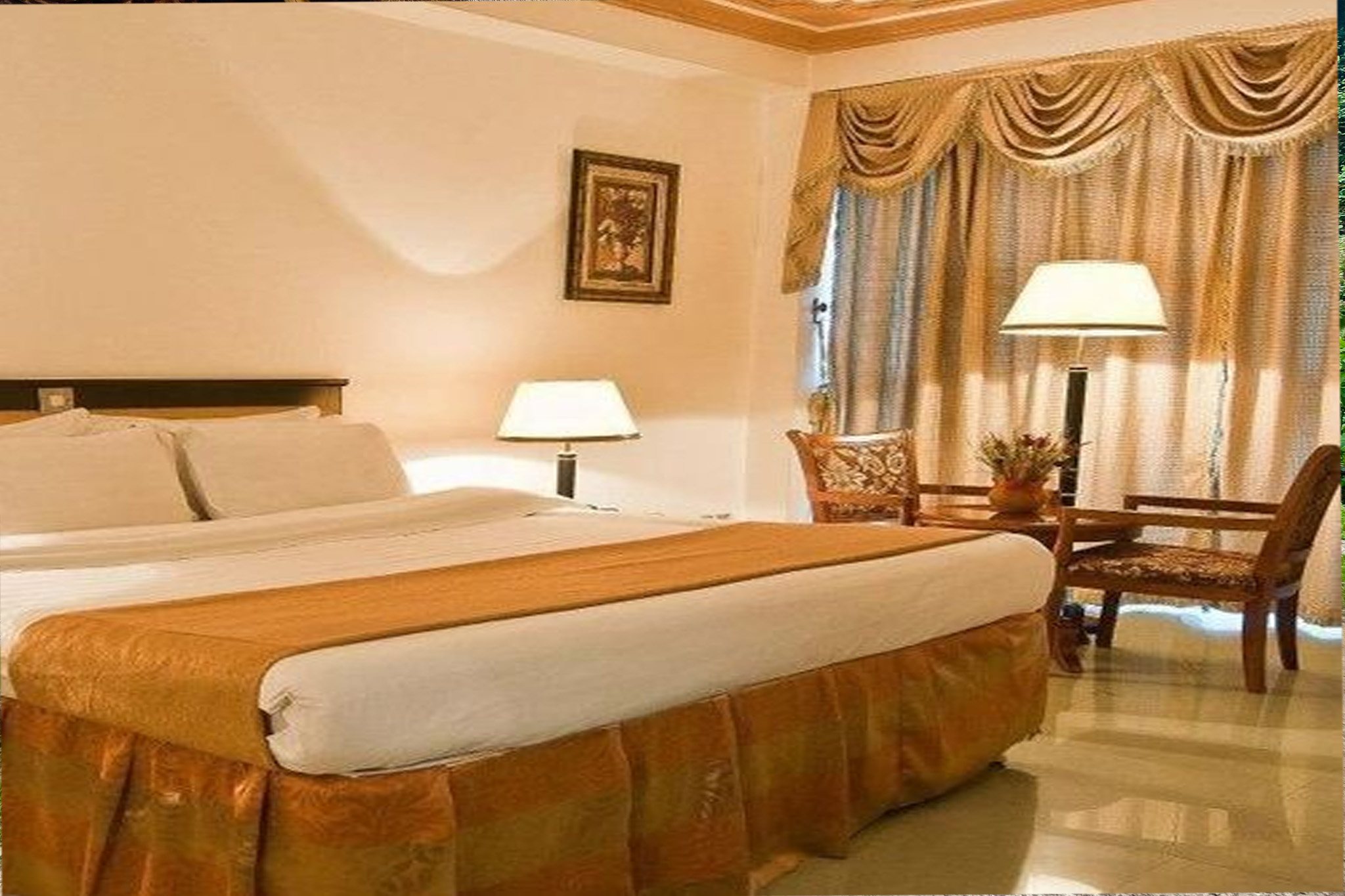 Hotel Sojovalo-Vibrant Holiday Safaris